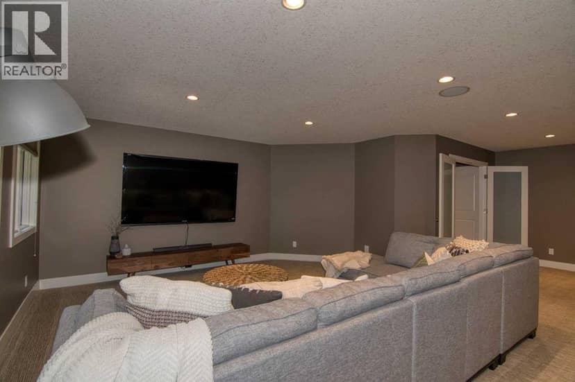 402 Stonecrest Terrace W — photo 26 of 40