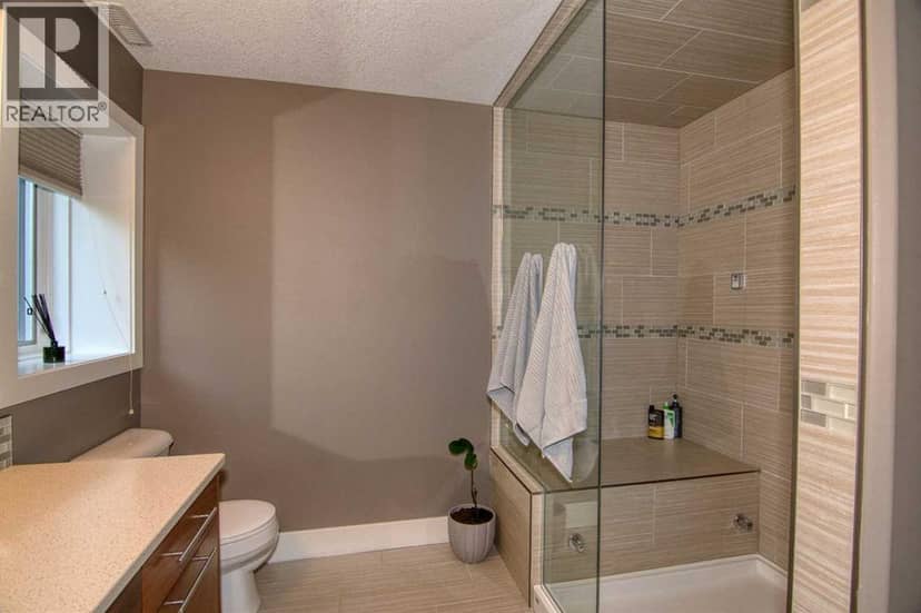 402 Stonecrest Terrace W — photo 32 of 40