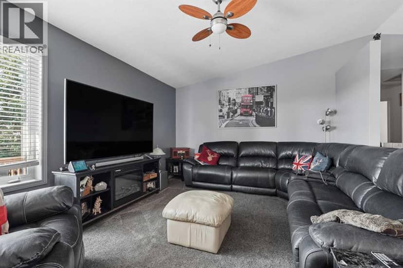609 Maple Place, Picture Butte, photo 5