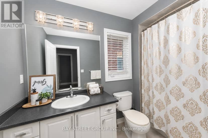 116 Winterberry Boulevard — photo 21 of 40