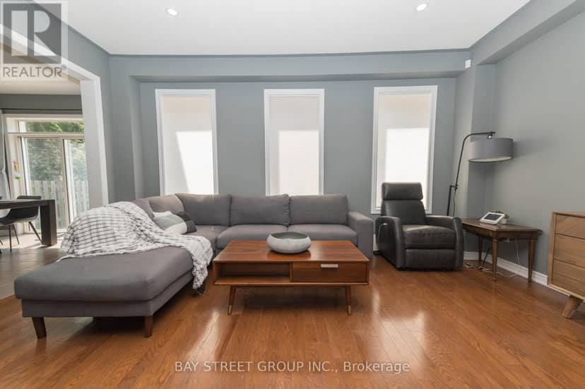 116 Winterberry Boulevard — photo 6 of 40