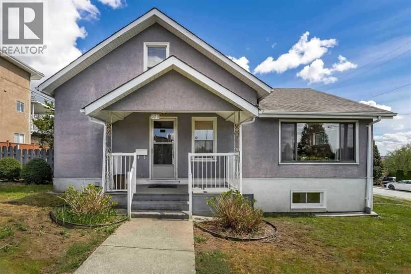 329 MARMONT STREET, Coquitlam, photo 2