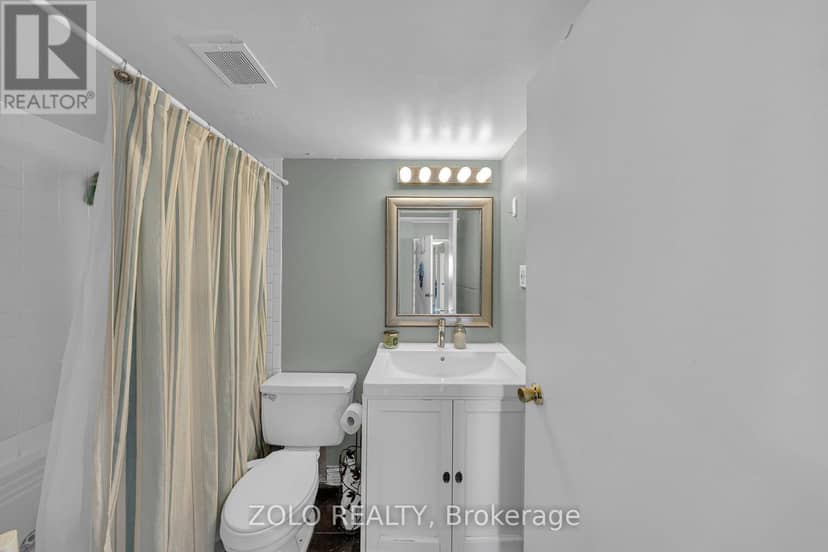 2502 - 133 Torresdale Avenue — photo 13 of 22