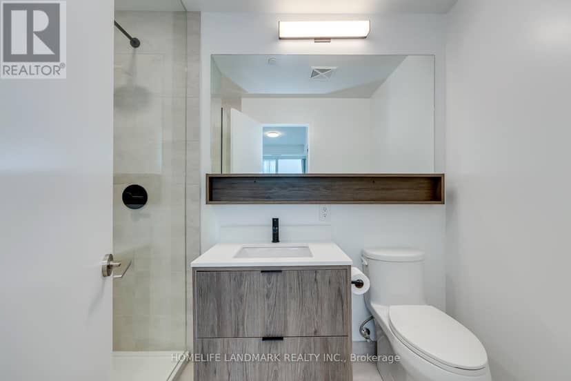 307 - 8888 Yonge Street — photo 24 of 32