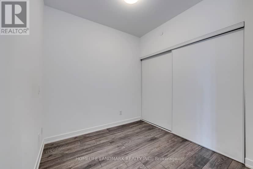 307 - 8888 Yonge Street — photo 26 of 32