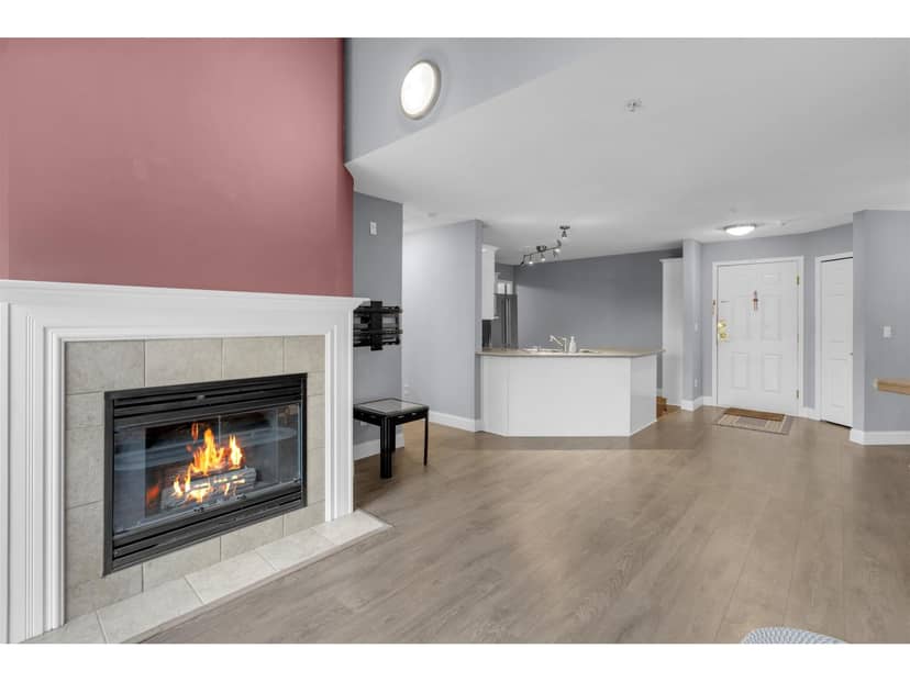 402 12125 75A AVENUE, Surrey, photo 6