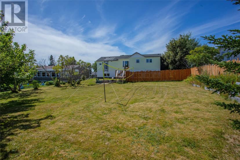 22 Irving Drive — photo 40 of 40