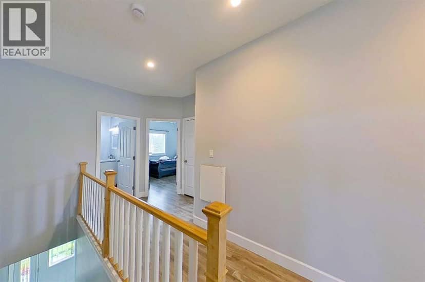 2704 Blueberry Street — photo 11 of 40
