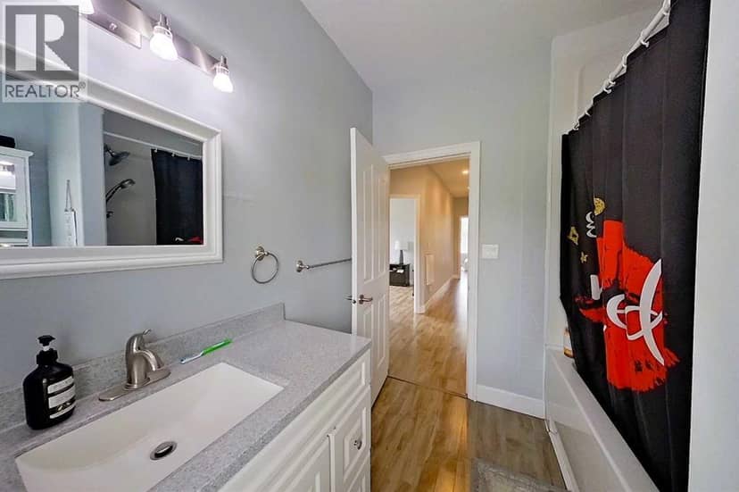2704 Blueberry Street — photo 20 of 40