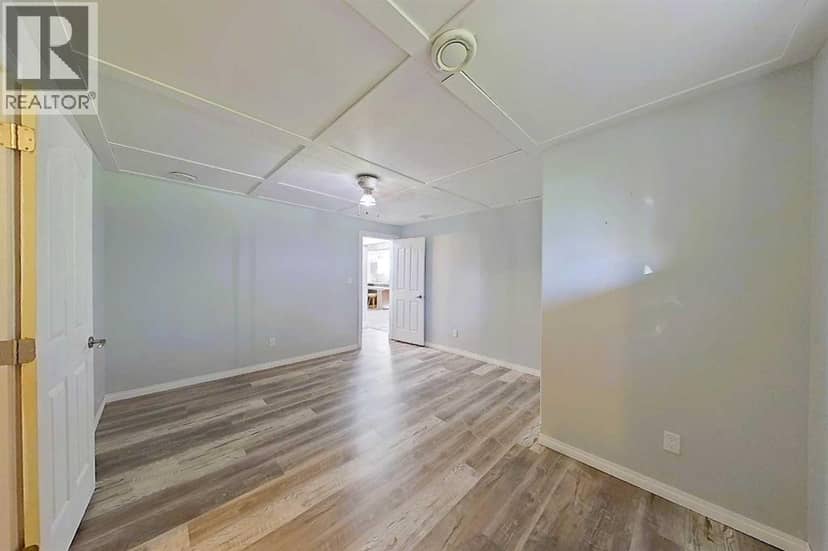 2704 Blueberry Street — photo 32 of 40