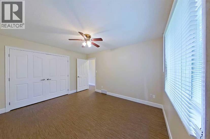 2704 Blueberry Street — photo 39 of 40