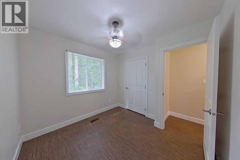 2704 Blueberry Street — photo 40 of 40