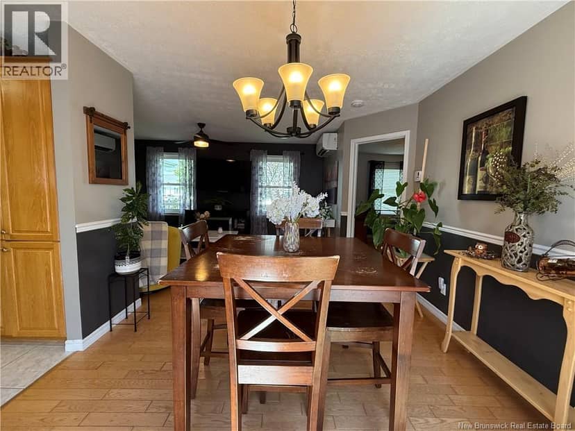 265 Caswell Street — photo 14 of 40