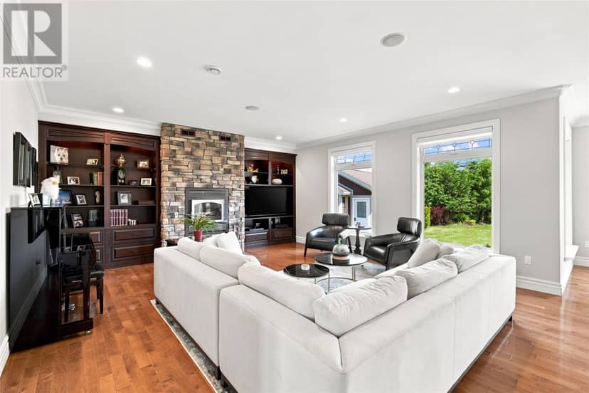 65 Cheyne Drive — photo 9 of 35