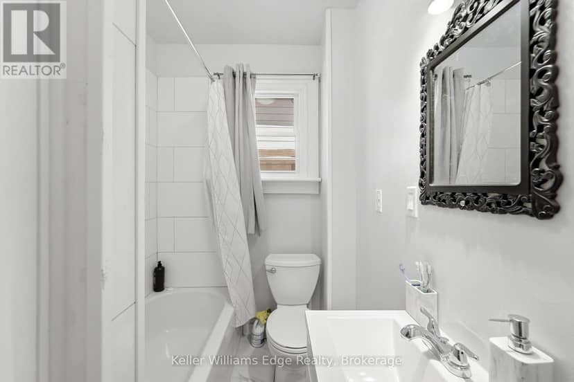 4104 Broughton Avenue — photo 14 of 30