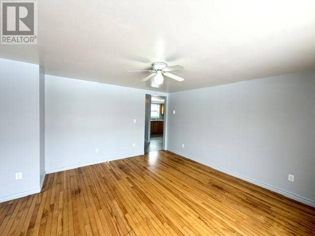 42 Hillview Avenue — photo 17 of 28