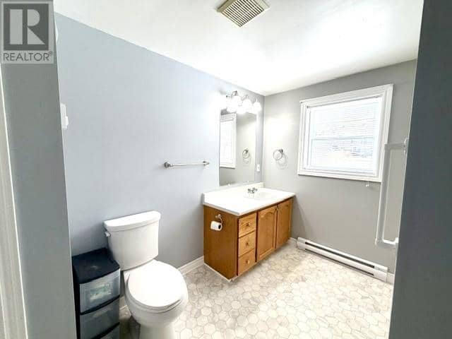 42 Hillview Avenue — photo 23 of 28