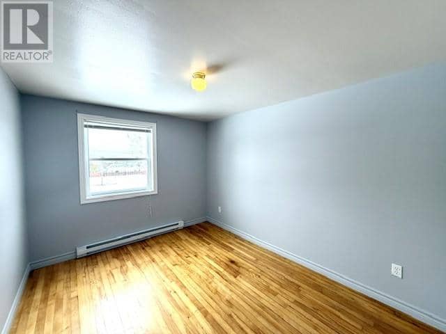 42 Hillview Avenue — photo 25 of 28