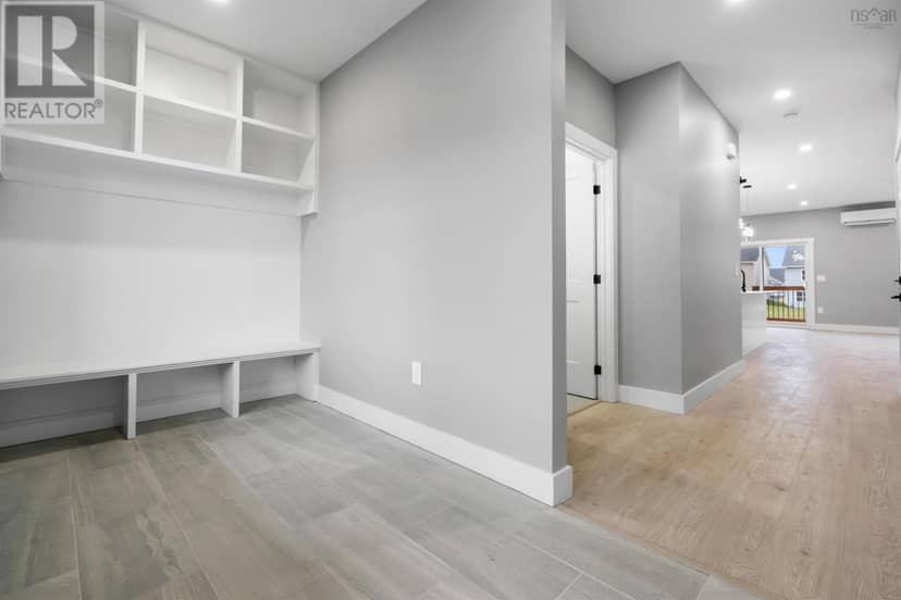 32 Brianna Drive — photo 3 of 39