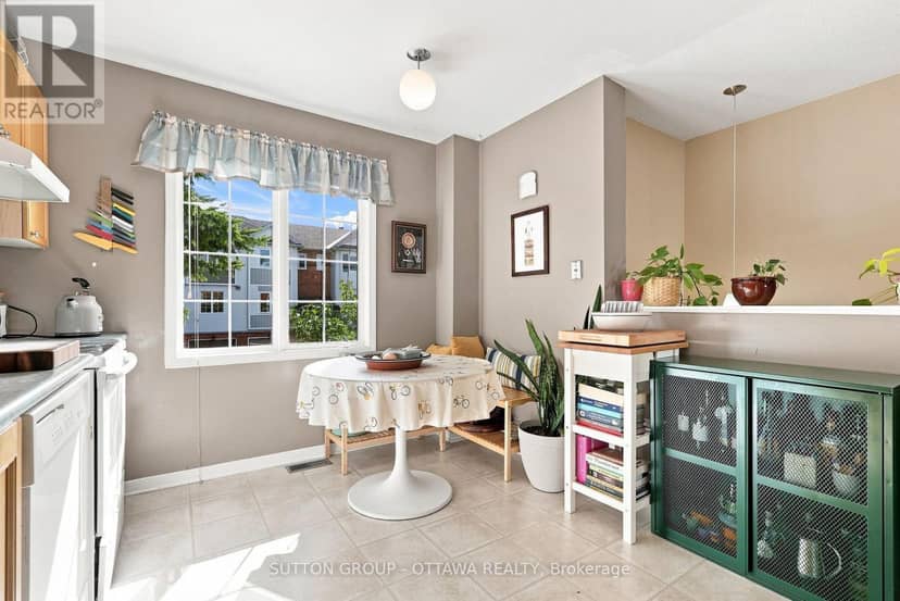 22 Manhattan Crescent — photo 8 of 29