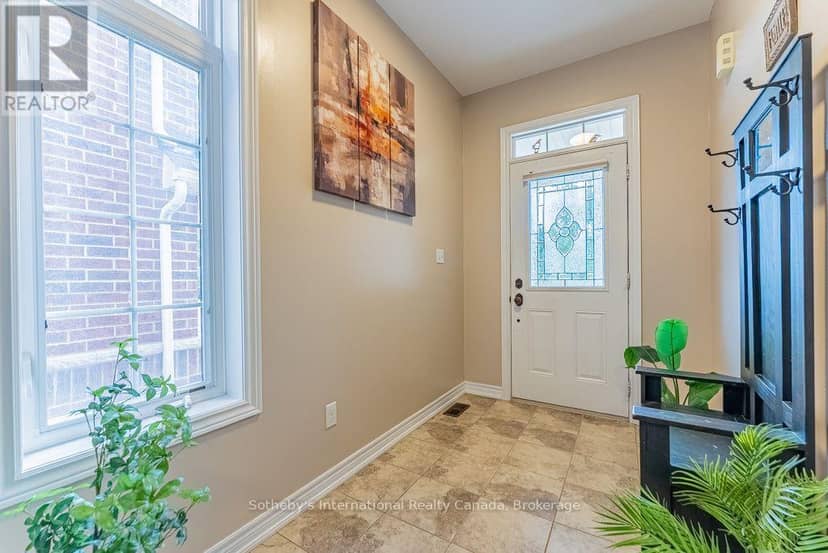 12 Bousfield Court — photo 7 of 40