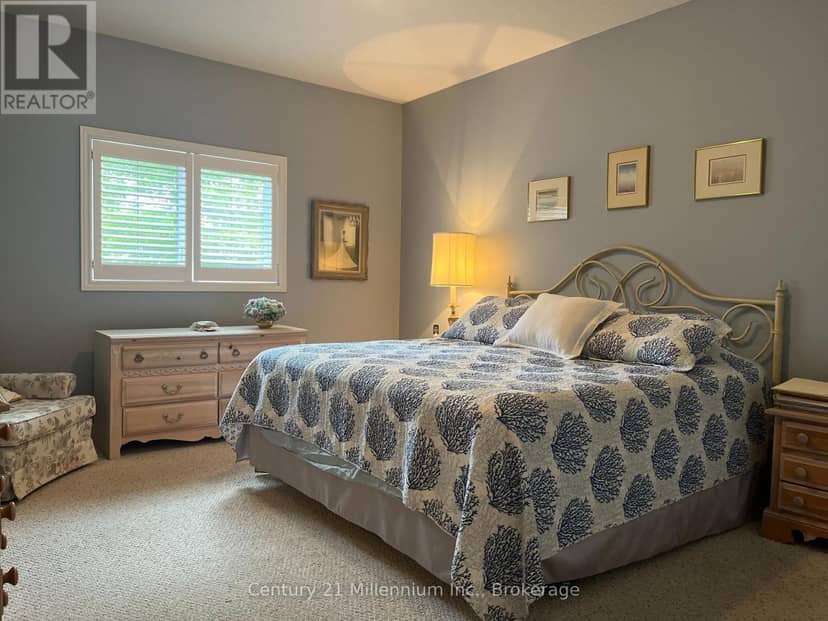 1 Barr Street — photo 12 of 18
