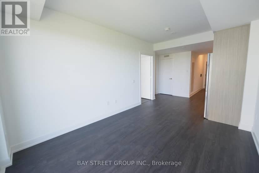 2802 - 30 Inn On The Park Drive — photo 8 of 15