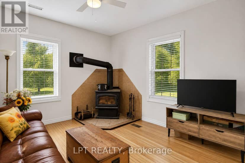 3472 Monck Road — photo 9 of 33