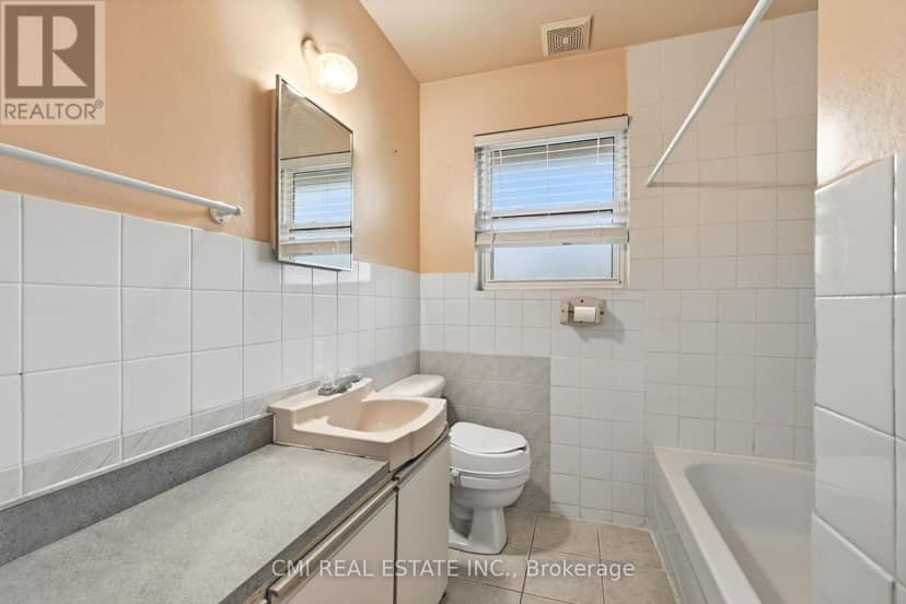 494 Annapolis Avenue — photo 12 of 29