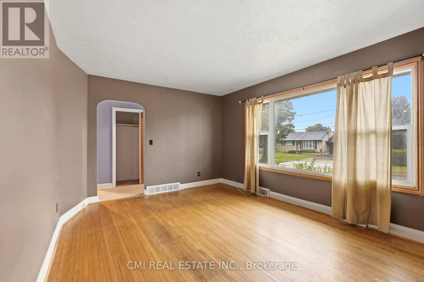 494 Annapolis Avenue — photo 7 of 29