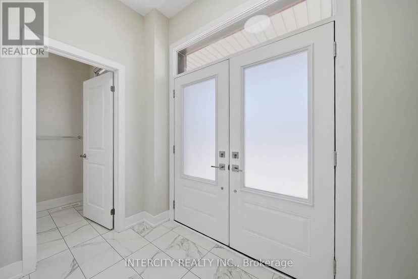 10 Kingsbury Trail — photo 2 of 40