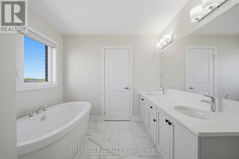 10 Kingsbury Trail — photo 34 of 40