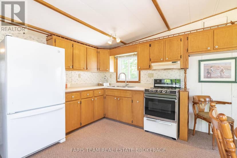 79 Stans Circle, Midland, photo 5