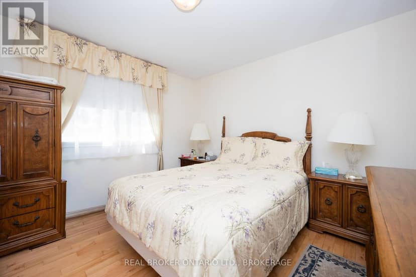 238 Bishop Street S — photo 17 of 40