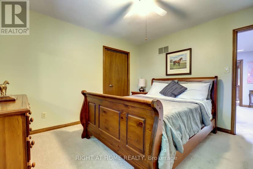 1412 Carmen Drive — photo 26 of 40
