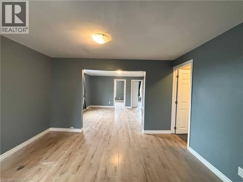 518 CANNON Street E — photo 17 of 21