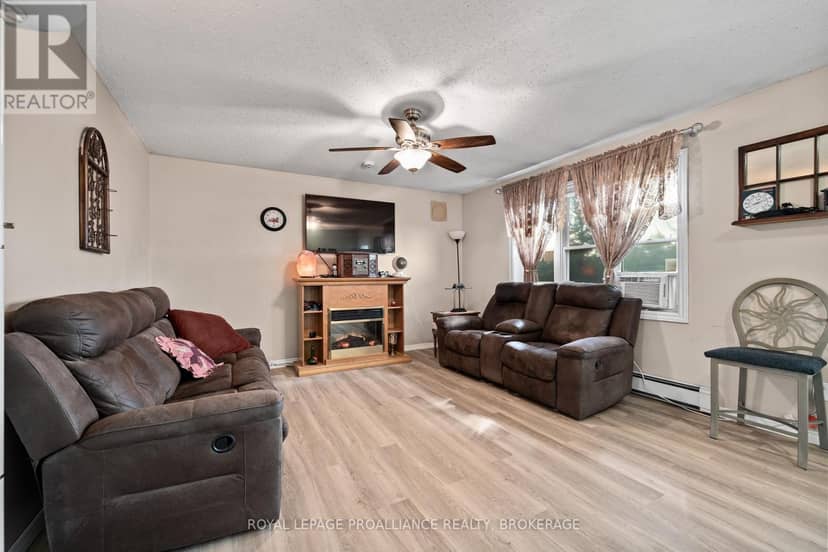 96 Colebrook Road — photo 6 of 40