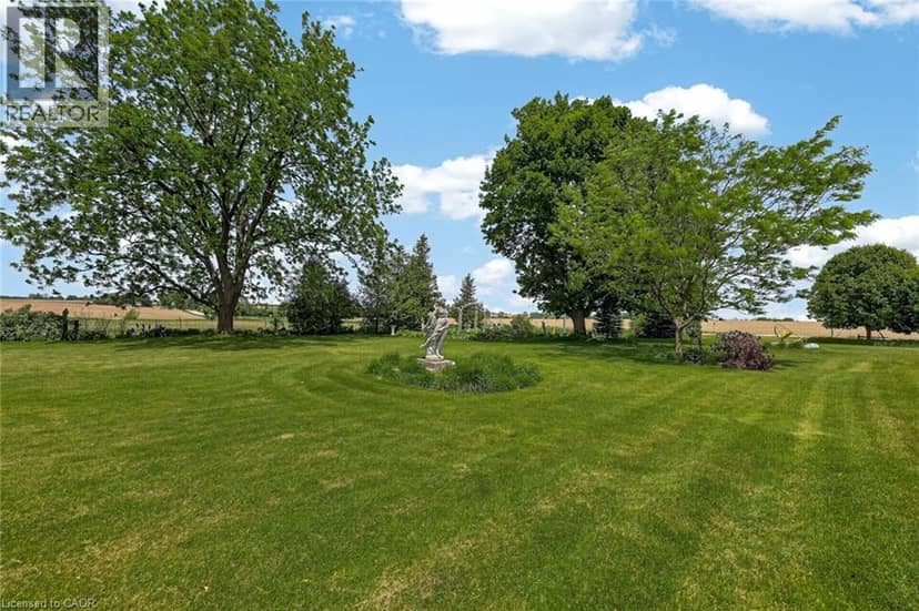 776443 BLANDFORD Road — photo 37 of 40
