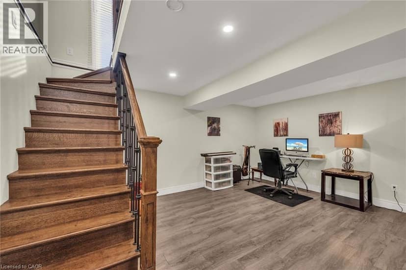 817 LAKESHORE Road — photo 21 of 40