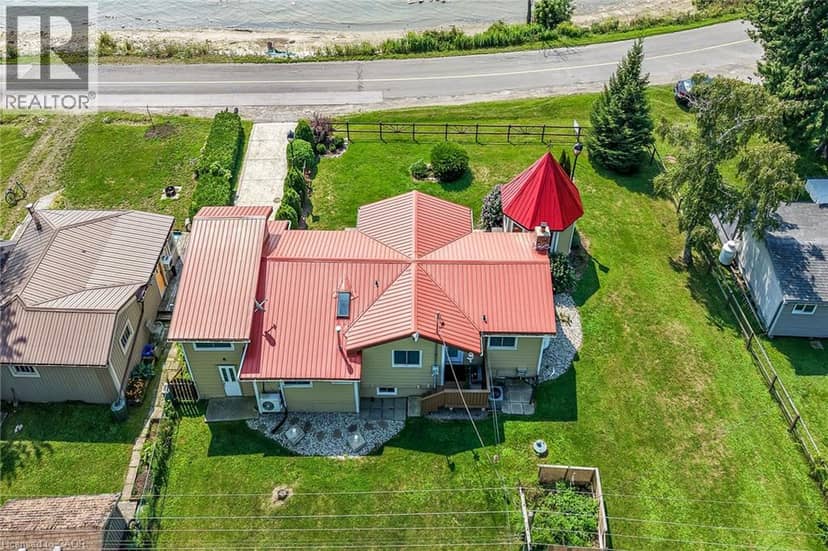 817 LAKESHORE Road — photo 36 of 40