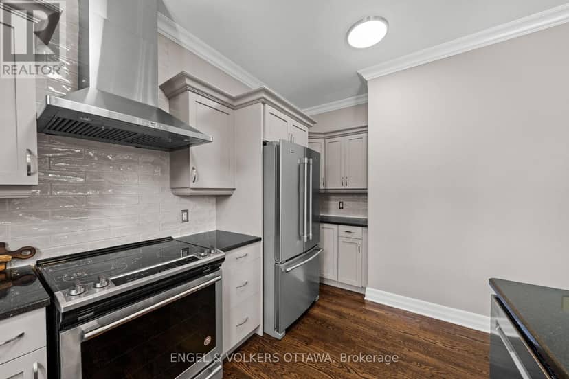 557 Tullamore Street — photo 19 of 40