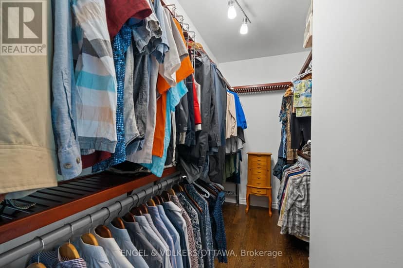 557 Tullamore Street — photo 26 of 40