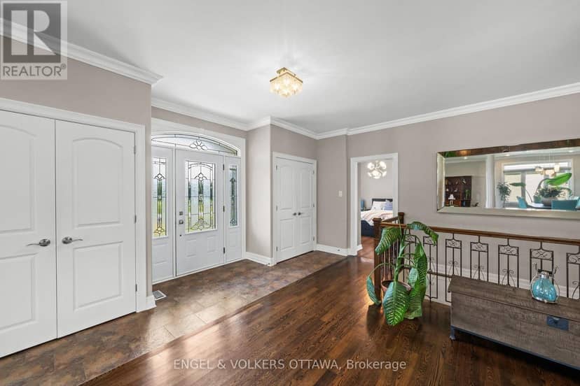 557 Tullamore Street, Ottawa, photo 5