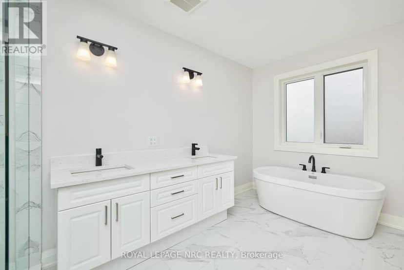 196 Hodgkins Avenue — photo 21 of 32