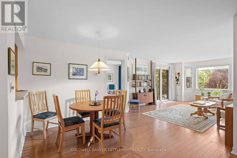 207 - 23 Rogers Road — photo 14 of 37