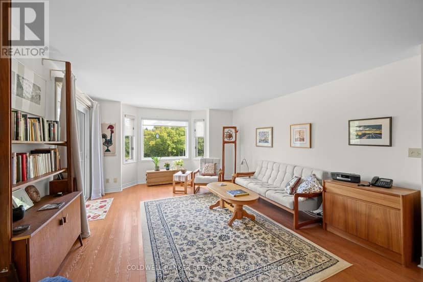 207 - 23 Rogers Road — photo 19 of 37