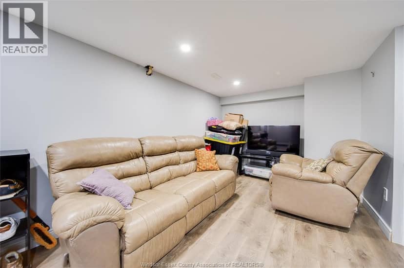 956 Homedale Boulevard — photo 37 of 40