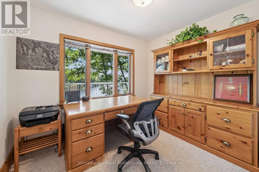 4 - 1041 Ann Street — photo 18 of 40