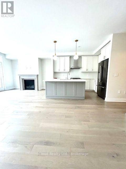 1305 Merton Road — photo 9 of 33