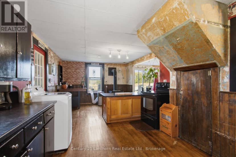 426 York Road — photo 12 of 40